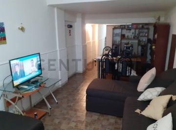 Departamento · 47m² · 1 Ambiente · Amplio Monoambiente Divisible en Planta Baja Al Frente