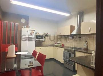Departamento · 120m² · 5 Ambientes · Departamento en Venta