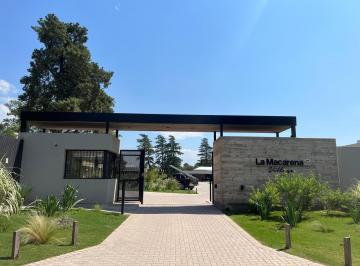Casa · 202m² · 5 Ambientes · 2 Cocheras · Casa en Villa Allende Golf