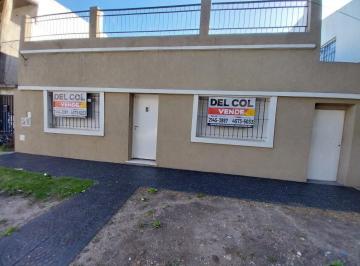 Casa · 140m² · 4 Ambientes · Casa Americana 4 Amb con Galpón Al Contrafrente