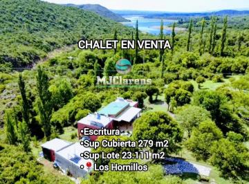 Casa · 383m² · 4 Ambientes · 1 Cochera · 2 Casas + Departamento + Pileta + Arroyo Escritura Los Hornillos