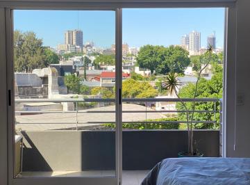 Vista abierta hacia el contrafrente, lleno de verd · Monoambiente Amueblado Súper Luminoso Palermo Hollywood