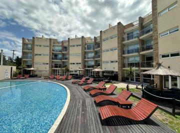 Departamento · 80m² · 3 Ambientes · Departamento en Calle 32 y Mar del Plata