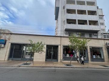 Departamento · 140m² · 4 Ambientes · 1 Cochera · Departamento Amoblado en Alquiler Centrico 2 Dorm.