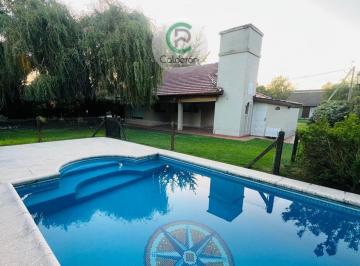 Casa · 130m² · 4 Ambientes · 4 Cocheras · Casa en Alquiler Anual Country Club Banco Provincia