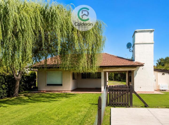 Casa · 130m² · 4 Ambientes · 4 Cocheras