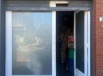 Local comercial · 21m² · 1 Ambiente · Local en Venta 12 de Octubre 5700