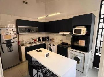 PH · 100m² · 4 Ambientes · Venta PH 4 Ambientes Al Fondo con Patio - Moron