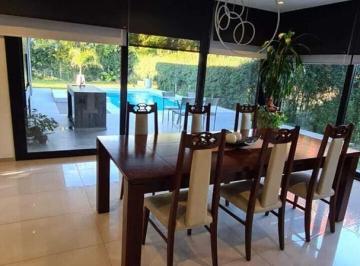 Quinta vacacional · 182m² · 4 Ambientes · 1 Cochera · Casa Quinta en Venta en General Rodríguez, G. B. a. Zona Oeste, Argentina