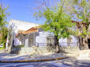 Casa · 127m² · 4 Ambientes · 1 Cochera · Casa en Venta en San Fernando 4 Amb. Reciclada a Nuevo Más Departamento