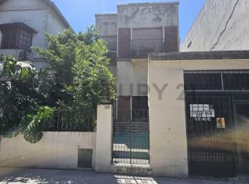Casa · 165m² · 3 Ambientes · 1 Cochera · Venta Casa Villa Urquiza 165 m²