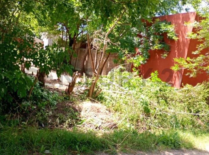 Terreno · 370m²