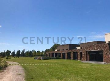 Terreno · 2365m² · Venta de Lote 70 en Campos de Roca II.