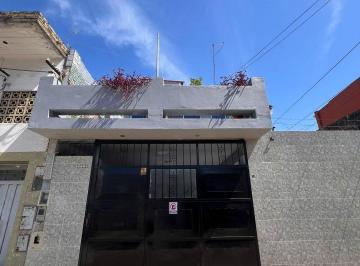 Casa · 160m² · 6 Ambientes · 2 Cocheras · Casa en Venta Centenario Uruguayo Al 1000 Villa Dominico