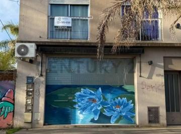 Local comercial · 45m² · Venta de Local en City Bell Entre Caminos en Calle 21 Entre 472 y 473