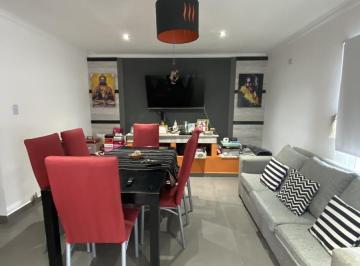 Casa · 1 Dormitorio · Casa en Santa Fe