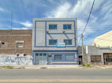 Bodega-Galpón · 580m² · 1 Ambiente · 1 Cochera · Galpón en Venta en Lanús Este