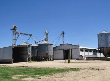 Fondo de comercio · 3280m² · Venta de Planta Elaboradora de Alimento Balanceado Cordoba General Deheza