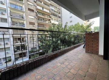 Departamento · 77m² · 3 Ambientes · Departamento de 3 Ambientes con Dependencia a Reciclar