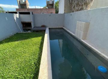 Casa · 130m² · 2 Ambientes · 1 Cochera · Venta! Hermoso Dúplex en Lomas del Chateau - ¡Apto Crédito!