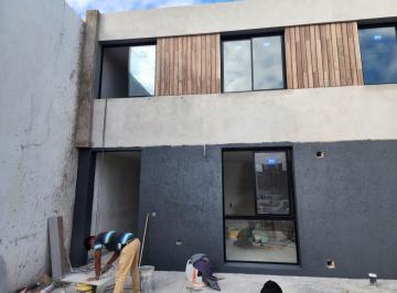 PH · 130m² · 5 Ambientes · PH en Chacras del Norte