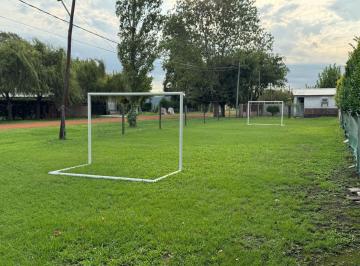 Terreno · 400m² · Los Fresnos Al 800 - Terreno en Venta en Roldan