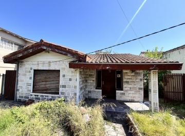 Casa · 455m² · Venta de Casa Sobre El Payado 5100 Ideal Proyecto de 5 Pisos