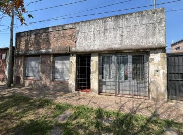 Casa · 122m² · 4 Ambientes · Venta de Casa 4 Ambientes en Guadalupe, Santa Fe