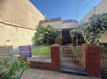 MCZ-MCZ-743_2 · Venta Casa 3 Ambientes C/ Cochera Patio y Terraza en Tres de Febrero Caseros