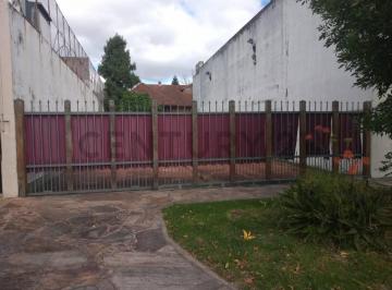 Terreno · 225m² · 531 Entre 10 y 11. Lote en Venta Tolosa