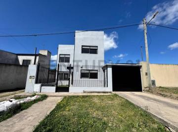 Casa · 126m² · 4 Ambientes · Venta Casa de 3 Dorm. 133 y 518