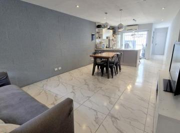 PH · 68m² · 4 Ambientes · Departamento PH en Venta en Villa Raffo, Tres de Febrero, G. B. a. Zona Oeste