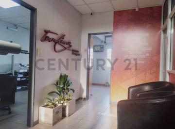 Oficina comercial · 129m² · 4 Ambientes · Av7 Entre 521 y 522 N 1033 - Oficina en Venta - Tolosa La Pla