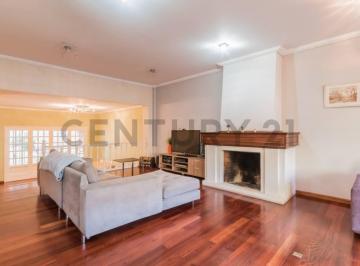 Casa · 330m² · 4 Ambientes · Venta Chalet en El Barrio Inglés - Temperley