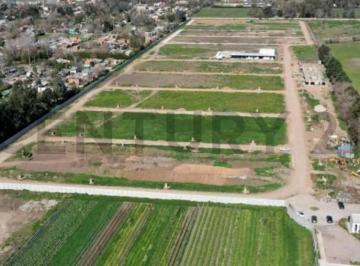 Terreno · 387m² · Venta de Lote en Barrio Cerrado El Olivar