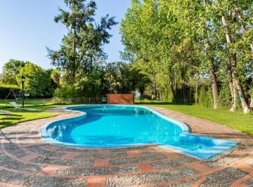 Casa · Casa en Venta Chacras de Coria