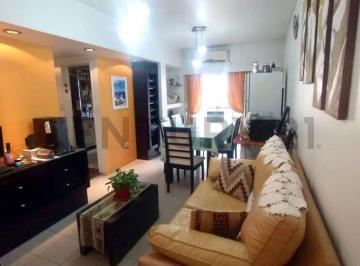 Departamento · 58m² · 3 Ambientes · Depto 3 Amb. Moderno y con Una Vista Inmejorable. Visitelo!