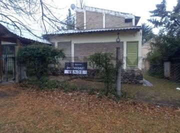 Casa · 100m² · 4 Ambientes · Casa en Venta