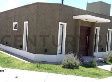 Casa · 120m² · 3 Ambientes · Casa en Venta