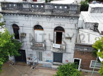 Casa · 180m² · 4 Ambientes · Casa (Ph) en Venta 2 Dorm. en Laplata