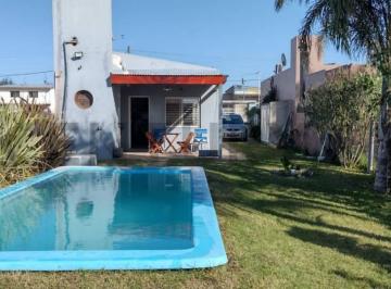 Casa · 100m² · 2 Ambientes · Casa 1 Dormitorio con Pileta