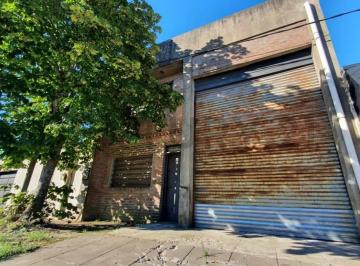 Bodega-Galpón · 235m² · Galpón en Venta Berisso