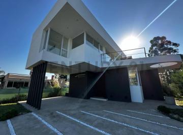 Casa · 160m² · 5 Ambientes · Casa a Estrenar en Venta en Villa El Tala, Berisso