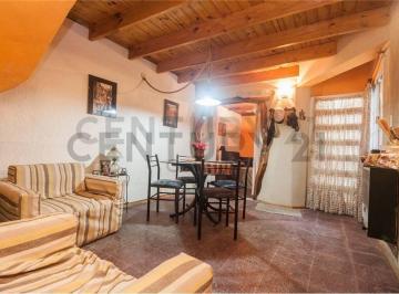 Casa · 134m² · 4 Ambientes · Venta Dos PH en Boedo (Ph 2 Amb y Otro de 3 Amb)