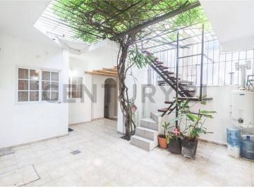 PH · 134m² · 3 Ambientes · Venta 2 PH en Conjunto - 2 y 3 Ambientes, Patio y Terraza, Sin Expensas en Boedo