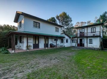 Casa · 150m² · 5 Ambientes · Casa en Venta de 3 Dorm. en El Pato