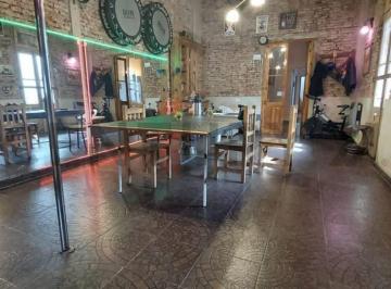 Casa · 180m² · 4 Ambientes · Venta de Casa 4 Ambientes en Remedios de Escalada