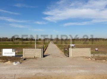 Terreno · 320m² · Venta de Lotes en Condominio. Los Hornos. La Plata