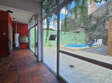 Casa · 200m² · 7 Ambientes · 1 Cochera · Casa en Venta Pasaje Jaures 5733 (Y Rouillon)