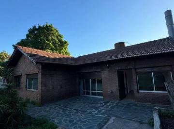 Casa · 120m² · 5 Ambientes · Casa en Venta